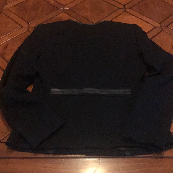 Elie Tahari Black Stitch Design Blazer- 2 - Picture 7 of 10